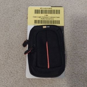 Case Logic DCB-302 Compact Case for Camera